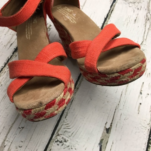 Toms Espadrille Wedge Strappy Heels Coral Sz 6 - Picture 6 of 7